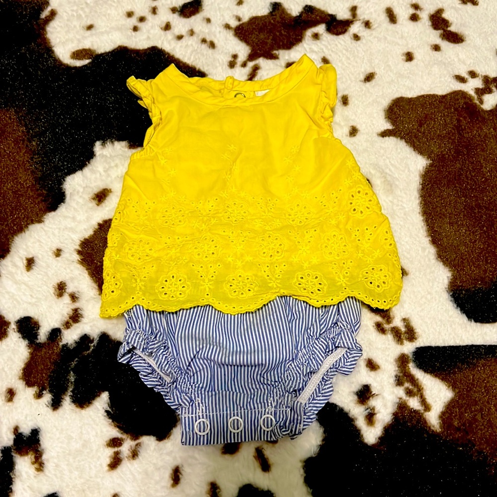 NB yellow dress